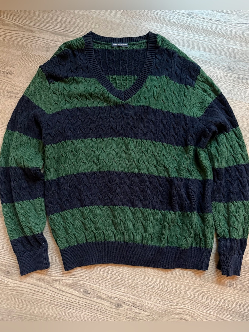 Brandy Melville V-Neck Cable Knit Sweater - Green & Navy
